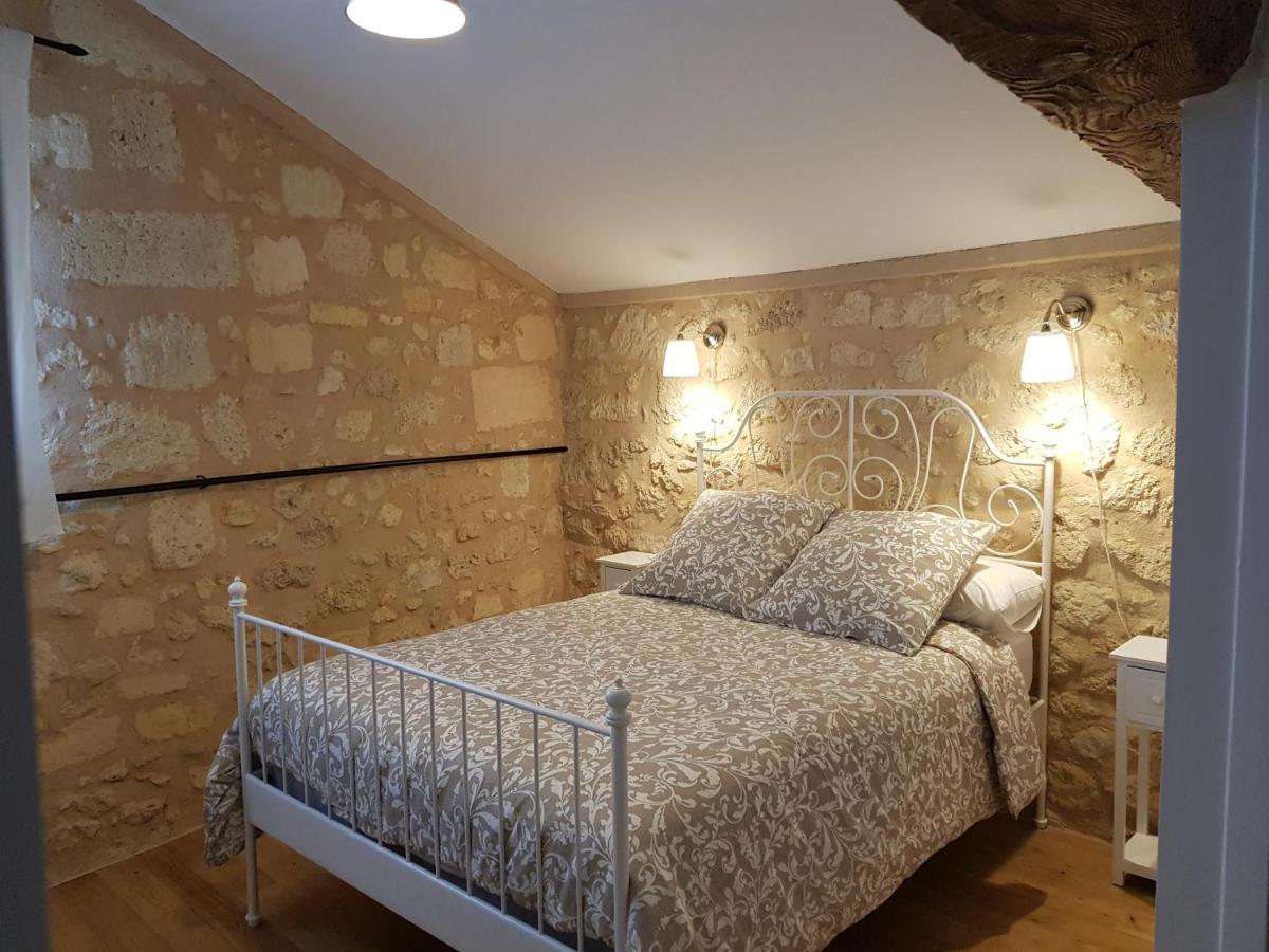 Hotel Domaine Du Chauvet Sainte-Eulalie  Exteriér fotografie