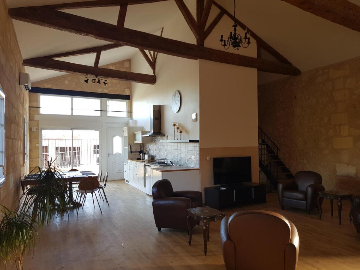 Hotel Domaine Du Chauvet Sainte-Eulalie  Exteriér fotografie